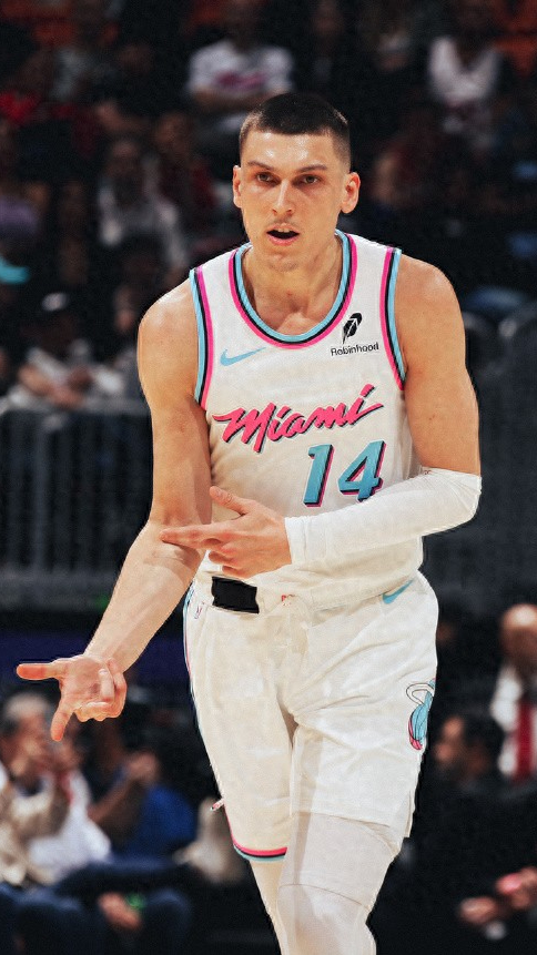 巴特勒新星表现优异表现突出，瑞士队前途光明！