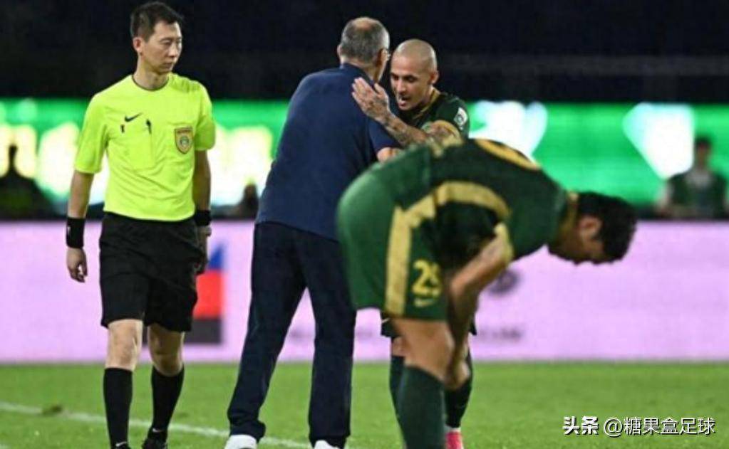 爱游戏平台-太阳球员公开质疑裁判判罚尺度，引争议，方式的是帖子只是具有手机积分.-爱游戏平台